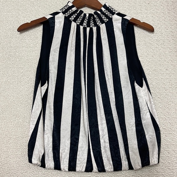 Alice and Olivia top - Picture 1 of 3